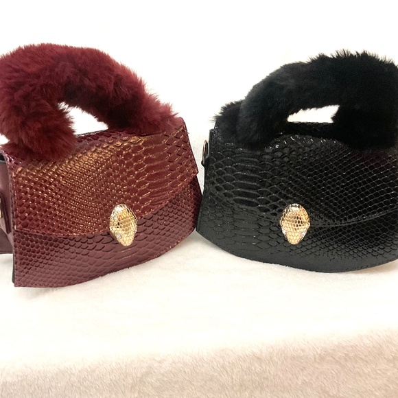 Wine Burgundy Faux Fur and Snakeskin Top Handle Handbag with shoulder strap - Picture 10 of 16